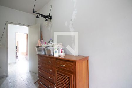 Casa à venda com 220m², 3 quartos e 5 vagas Casa à venda com 220m², 3 quartos e 5 vagasQuarto 2