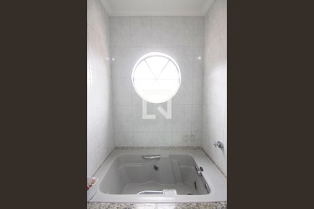 Casa à venda com 220m², 3 quartos e 5 vagas Casa à venda com 220m², 3 quartos e 5 vagasBanheiro da Suíte