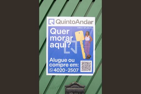 Casa à venda com 220m², 3 quartos e 5 vagas Casa à venda com 220m², 3 quartos e 5 vagasFachada