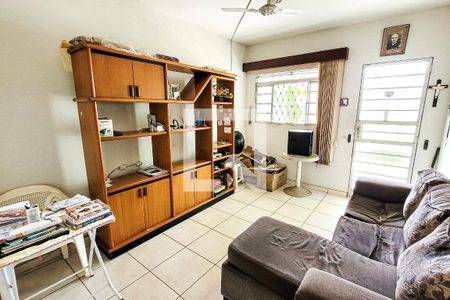 Sala de casa à venda com 3 quartos, 139m² em Novo Eldorado, Contagem