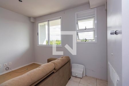 Cozinha e lavanderia  de apartamento à venda com 2 quartos, 50m² em Olaria, Canoas