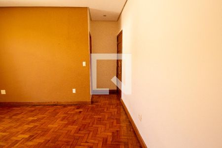 Sala de apartamento para alugar com 2 quartos, 70m² em Jardim Guanabara, Rio de Janeiro