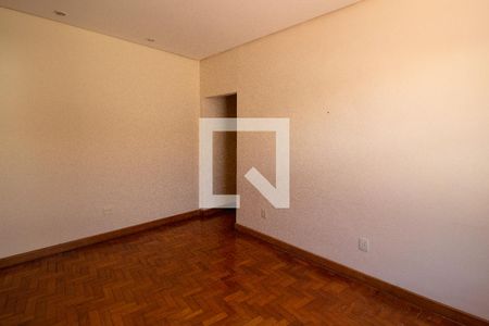 Sala de apartamento para alugar com 2 quartos, 70m² em Jardim Guanabara, Rio de Janeiro