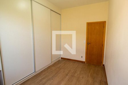 Quarto 1 de apartamento para alugar com 2 quartos, 70m² em Jardim Guanabara, Rio de Janeiro