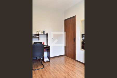 Quarto 2 de apartamento para alugar com 2 quartos, 80m² em Alto da Rua Xv, Curitiba