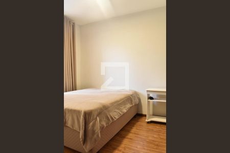 Quarto 1 de apartamento para alugar com 2 quartos, 80m² em Alto da Rua Xv, Curitiba