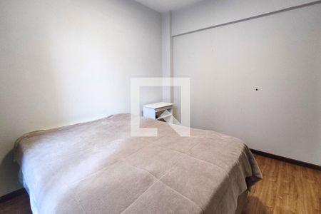 Quarto 1 de apartamento para alugar com 2 quartos, 80m² em Alto da Rua Xv, Curitiba