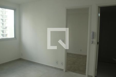 Sala/Cozinha/Área de Serviço de apartamento para alugar com 2 quartos, 34m² em Jardim Taquaral, São Paulo