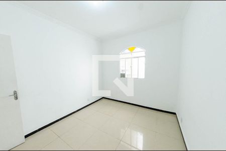 Quarto 2 de casa para alugar com 3 quartos, 178m² em Nova Gameleira, Belo Horizonte