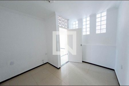 Quarto 1 de casa para alugar com 3 quartos, 178m² em Nova Gameleira, Belo Horizonte