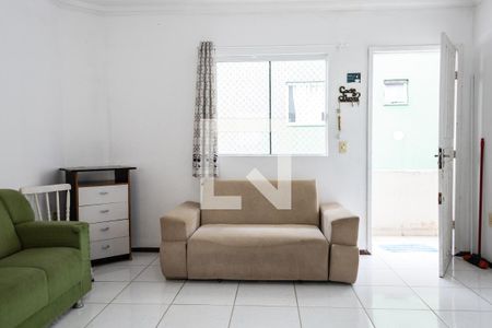 Sala de apartamento para alugar com 2 quartos, 49m² em Ingleses do Rio Vermelho, Florianópolis