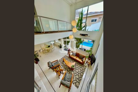 Casa à venda com 4 quartos, 350m² em Super Quadra Morumbi, São Paulo
