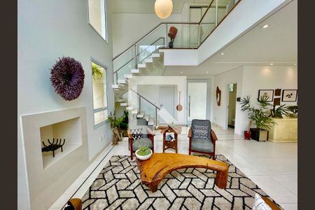 Casa de condomínio à venda com 350m², 4 quartos e 4 vagas