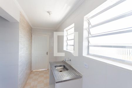 Cozinha e Área de Serviço de kitnet/studio para alugar com 1 quarto, 20m² em Parque Oratório, Santo André