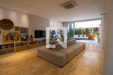 Sala de casa de condomínio à venda com 4 quartos, 210m² em Vila Nova Caledonia, São Paulo