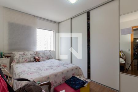 Suíte de apartamento à venda com 2 quartos, 72m² em Vila Nova Conceição, São Paulo