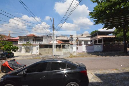 Vista da sala de casa à venda com 2 quartos, 299m² em Vila da Penha, Rio de Janeiro