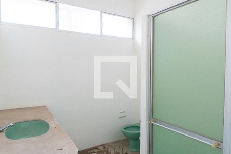 Banheiro da Suíte de casa para alugar com 4 quartos, 200m² em Mirandópolis, São Paulo