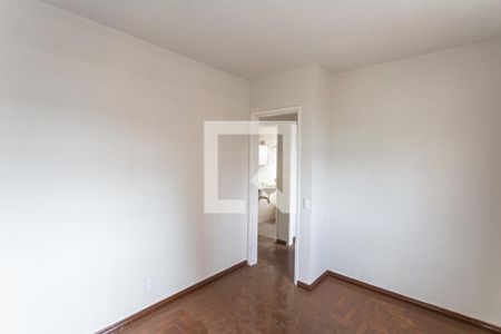 Quarto 1 de apartamento para alugar com 2 quartos, 60m² em Santa Tereza, Belo Horizonte