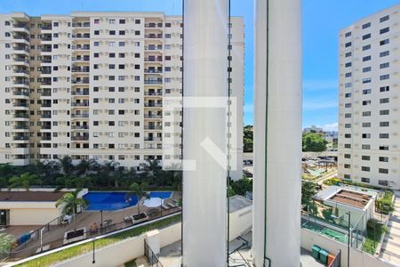 Vista de apartamento à venda com 2 quartos, 48m² em Del Castilho, Rio de Janeiro