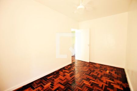 Quarto 2 de apartamento para alugar com 2 quartos, 53m² em Medianeira, Porto Alegre