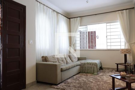 sala de casa para alugar com 4 quartos, 330m² em Chácara Inglesa, São Paulo