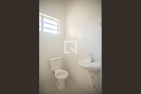 Banheiro de kitnet/studio para alugar com 1 quarto, 25m² em Vila da Saúde, São Paulo
