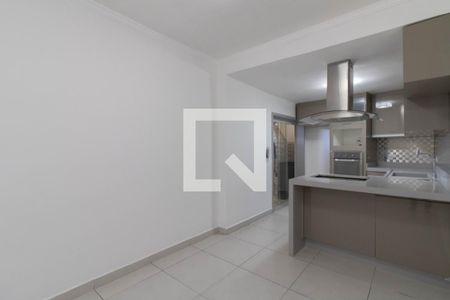 Cozinha de casa para alugar com 2 quartos, 200m² em Jardim Santa Francisca, Guarulhos