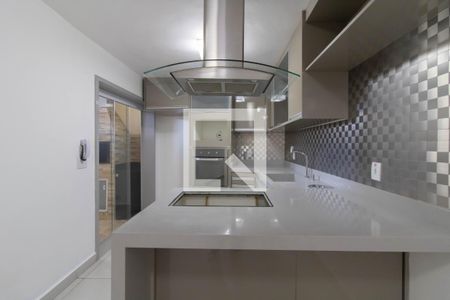 Cozinha de casa para alugar com 2 quartos, 200m² em Jardim Santa Francisca, Guarulhos