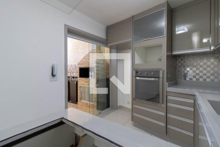 Cozinha de casa para alugar com 2 quartos, 200m² em Jardim Santa Francisca, Guarulhos