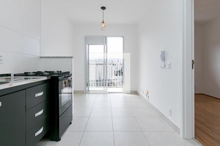 Sala/ Cozinha de apartamento para alugar com 1 quarto, 31m² em Vila das Belezas, São Paulo