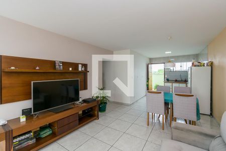 Sala de casa à venda com 3 quartos, 150m² em Braz de Pina, Rio de Janeiro
