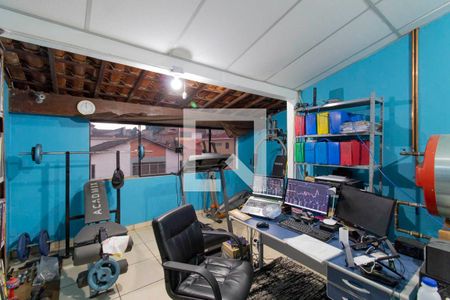 Casa para alugar com 284m², 4 quartos e 2 vagas Casa para alugar com 284m², 4 quartos e 2 vagasSótão