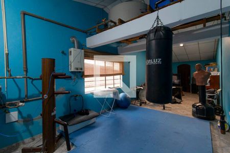 Casa para alugar com 284m², 4 quartos e 2 vagas Casa para alugar com 284m², 4 quartos e 2 vagasSótão