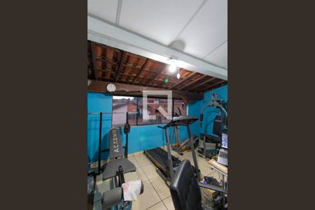 Casa para alugar com 284m², 4 quartos e 2 vagas Casa para alugar com 284m², 4 quartos e 2 vagasSótão