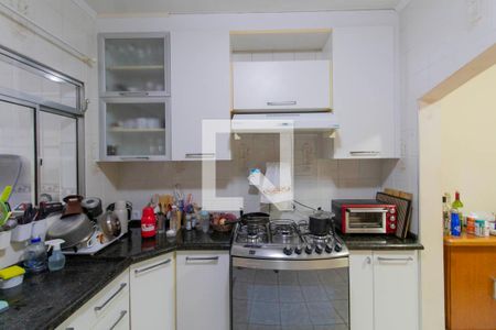 Casa para alugar com 284m², 4 quartos e 2 vagas Casa para alugar com 284m², 4 quartos e 2 vagasCozinha
