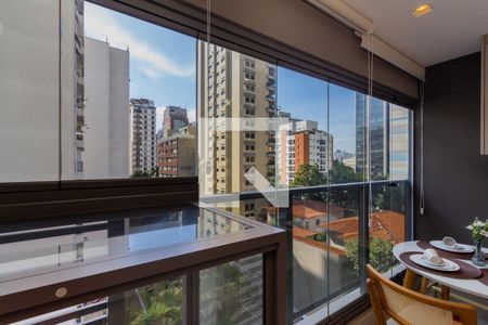 Varanda de kitnet/studio para alugar com 1 quarto, 28m² em Itaim Bibi, São Paulo