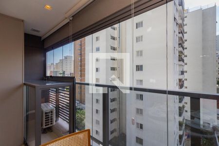 Varanda de kitnet/studio para alugar com 1 quarto, 28m² em Itaim Bibi, São Paulo