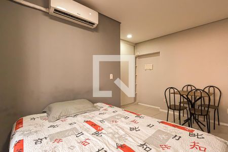 Sala/Quarto/Cozinha de kitnet/studio para alugar com 1 quarto, 38m² em Vila Augusta, Guarulhos