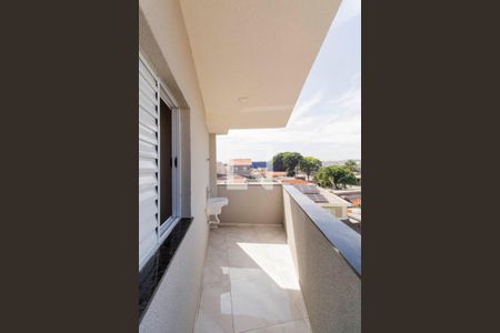 Varanda e Área de Serviço  de apartamento para alugar com 2 quartos, 41m² em Jardim Popular, São Paulo