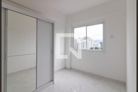 Suíte de apartamento à venda com 2 quartos, 50m² em Barra da Tijuca, Rio de Janeiro