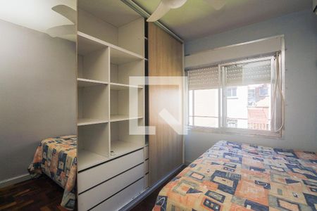 Quarto de apartamento para alugar com 1 quarto, 34m² em Jardim Itu Sabará, Porto Alegre