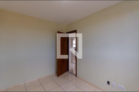 Quarto 2 de apartamento para alugar com 2 quartos, 46m² em Jaqueline, Belo Horizonte