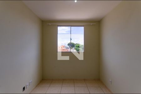 Quarto 2 de apartamento para alugar com 2 quartos, 46m² em Jaqueline, Belo Horizonte