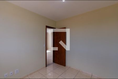 Quarto  de apartamento para alugar com 2 quartos, 46m² em Jaqueline, Belo Horizonte