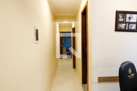 Corredor de casa à venda com 3 quartos, 148m² em Vila Alto de Santo Andre, Santo André