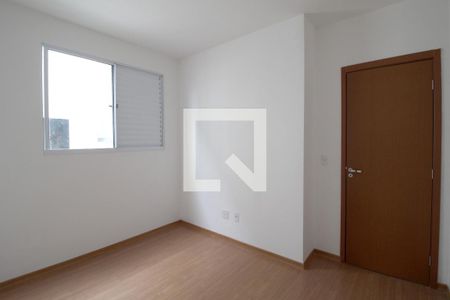 Quarto 2 de apartamento para alugar com 2 quartos, 40m² em Parque São Bento, Sorocaba