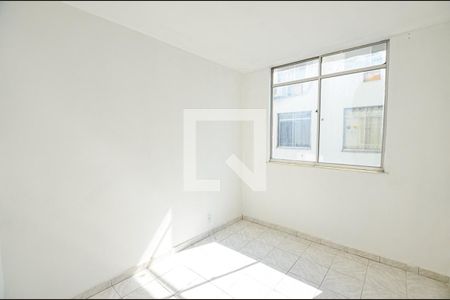 Quarto 2 de apartamento para alugar com 2 quartos, 60m² em Largo do Barradas, Niterói