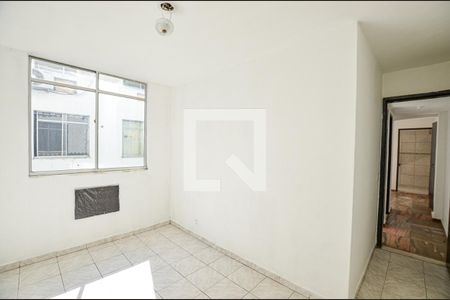 Quarto 1 de apartamento para alugar com 2 quartos, 60m² em Largo do Barradas, Niterói