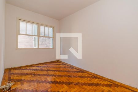 Quarto 1 de apartamento para alugar com 2 quartos, 60m² em Santo Antônio, Porto Alegre